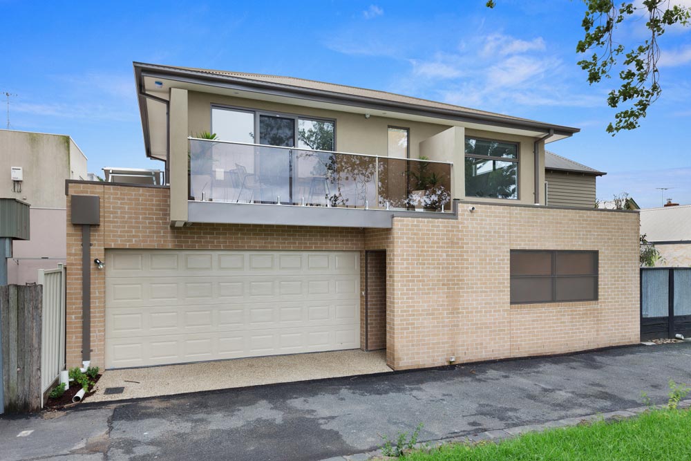 Clifton Hill Melbourne double story custom home