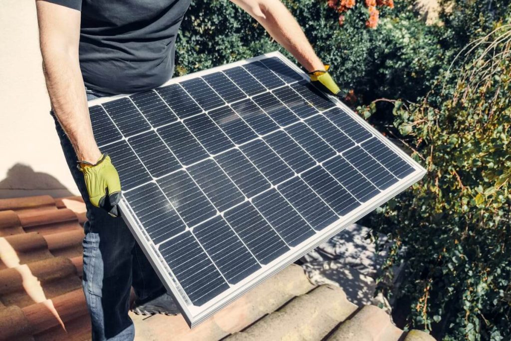 Lowering Your Electricity Bill with Energy-Efficient Custom Home Design