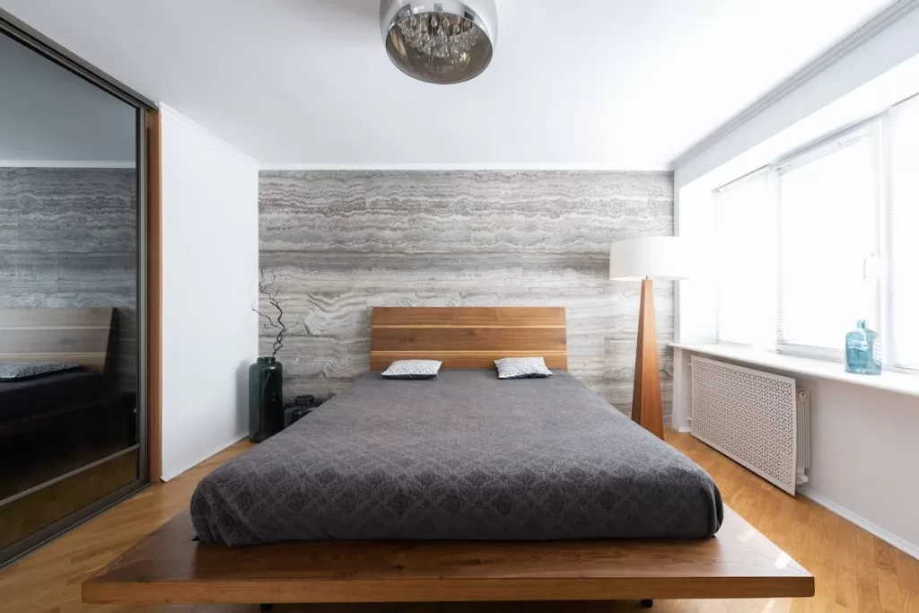 Creative Ways to Use Mirrors in Your Home’s Interior Design