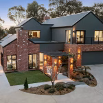North Warrandyte double storey steep site home