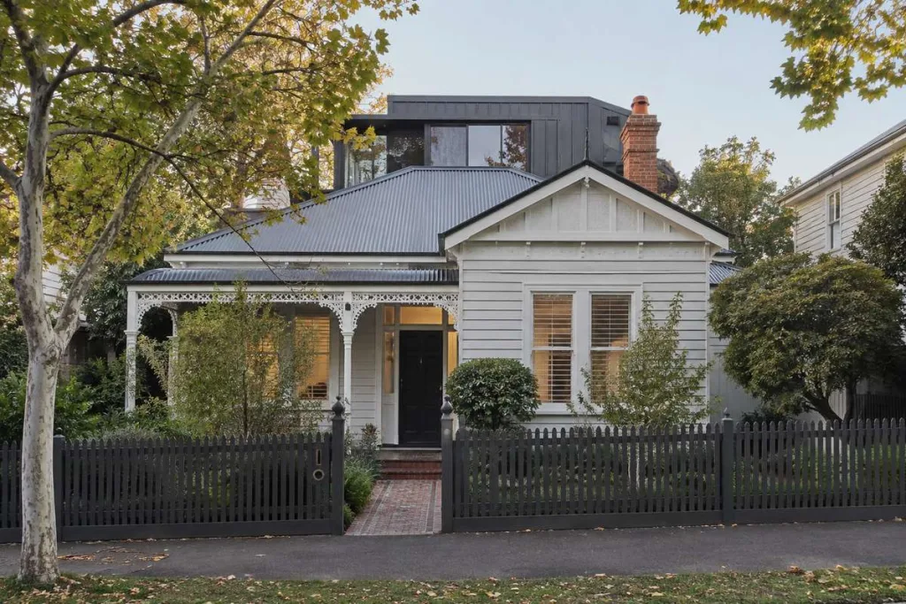 Edwardian Melbourne home with a set-back second-storey addition hidden behind the heritage roofline