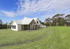 Langwarrin South kit home